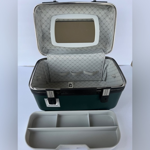 Vintage American Tourister Make Up/ Travel Hard Case Luggage - Picture 8 of 10